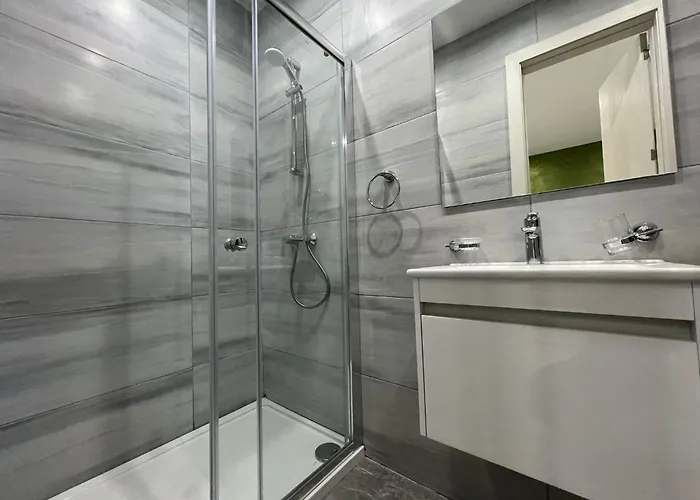 4 Bedroom Seafront * Σλιέμα